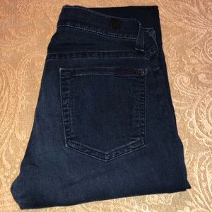7 for all mankind “the skinny” jean. Size 24
